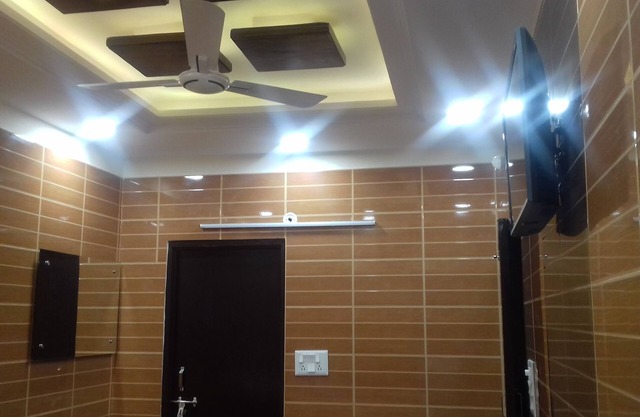 Posh S.delhi Foreigners Area, V.safe, Lajpat Ngr-2