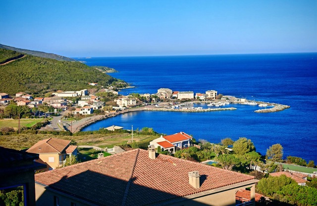 Près du Port de Plaisance de Santa Severa - Cap Corse, Appartement T2 à Louer