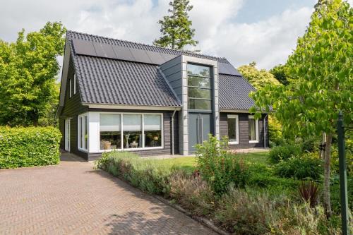 Prachtig genieten in het groen met royale tuin