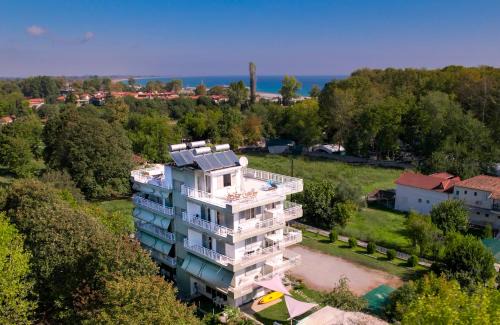 Prado Apartment Hotel