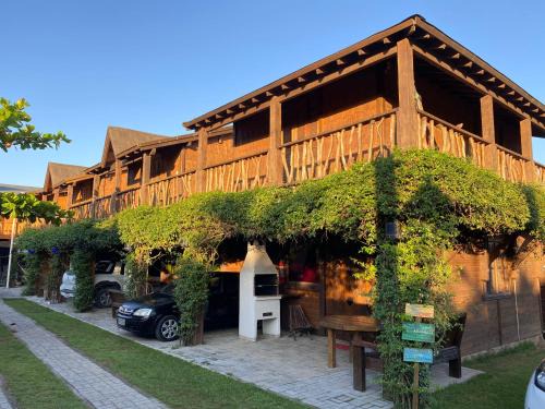 Praia Do Rosa Cabanas Latino America