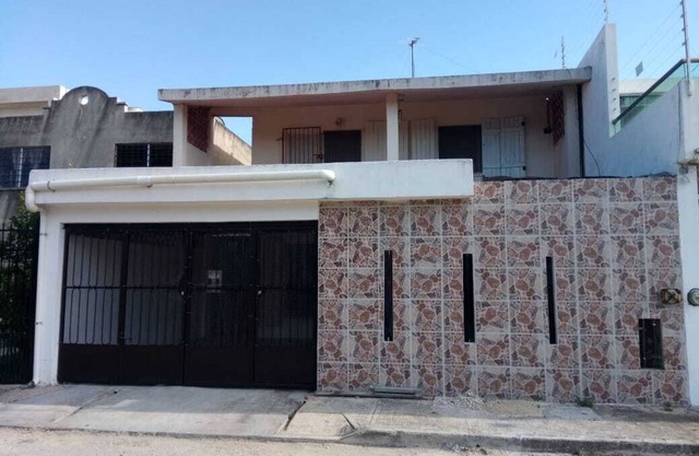 Preciosa Casa en Fraccionamiento exclusivo y vecindario tranquilo.