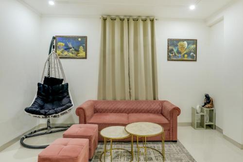 Premium 2bhk near Airport, Manipal Hospital, Venkatesh Hospital and Yashobhoomi Convention Centre