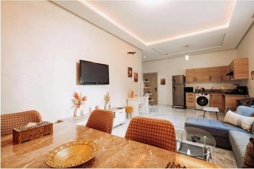 Premium Romantic 1 Bedroom & Living Room with Swimming pool & Garden view