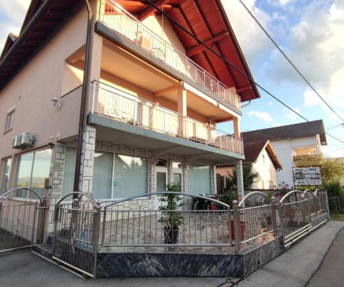 Prenoćište BORIK