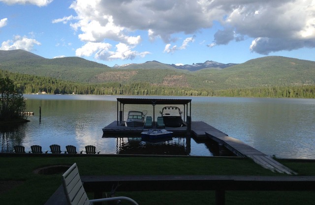 Priest lake waterfront cabin
