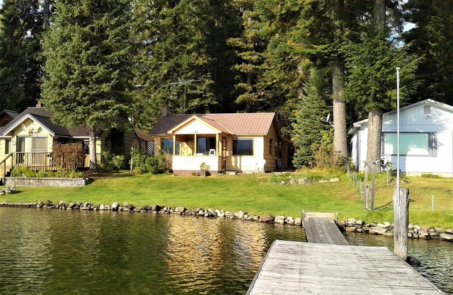 Priest Lake Waterfront Cabin all booked for 2025