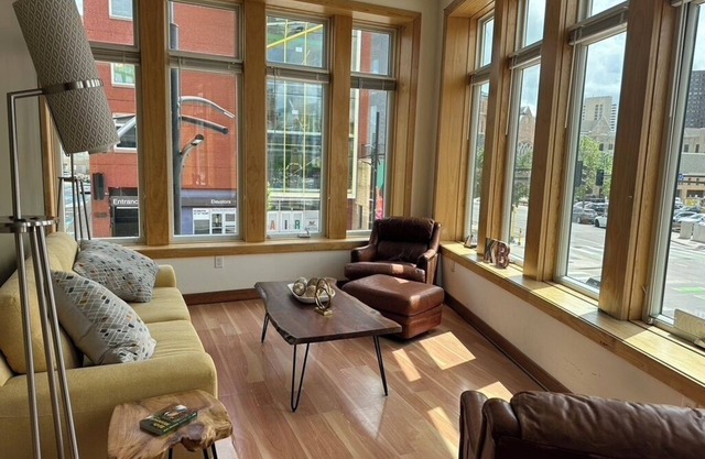 Prime downtown Minneapolis location. Sleeps 4, 2BR, 1BA, full kit.