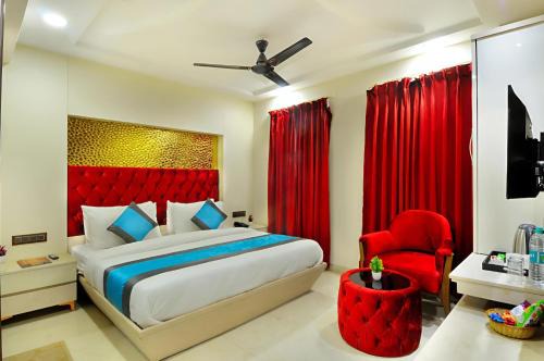 Prime Hotel Delhi fabs' 1min from RK Ashram metro Near New Delhi Railway Station