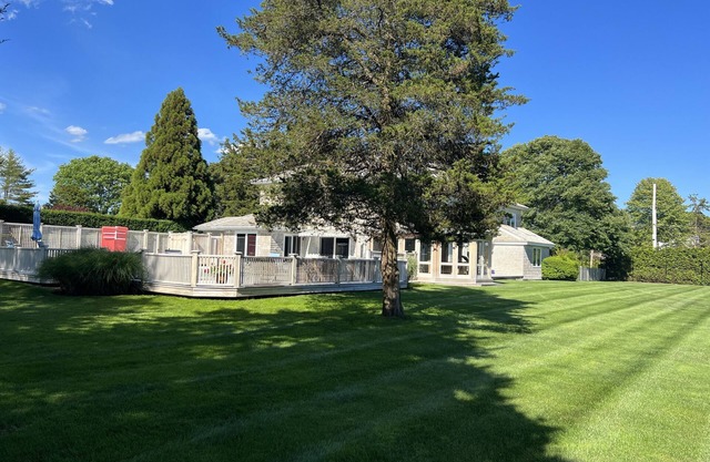 Prime Quogue village location