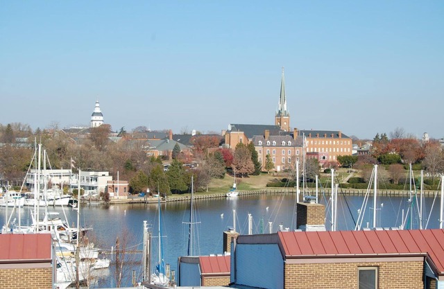 Prime Viewing for Blue Angels -Rooftop Deck and Water Views of Spa Creek!