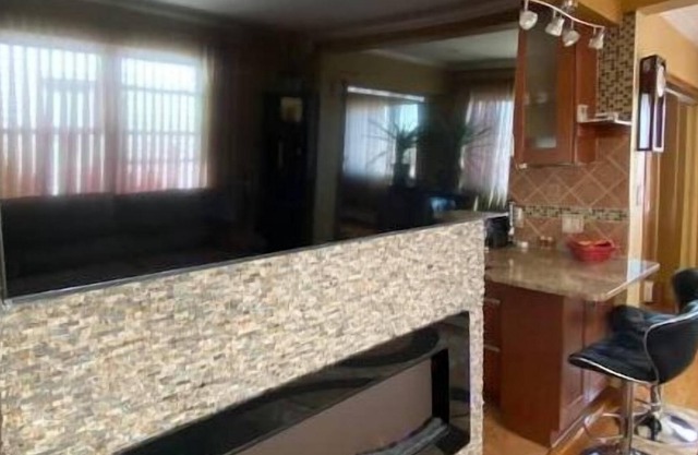 Pristine & Luxury 3 Bed and Breakfast JFK NYC