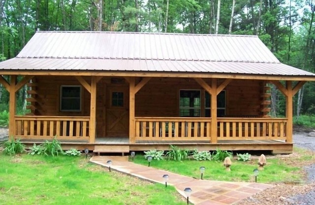 Private Amish Log Cabin Getaway