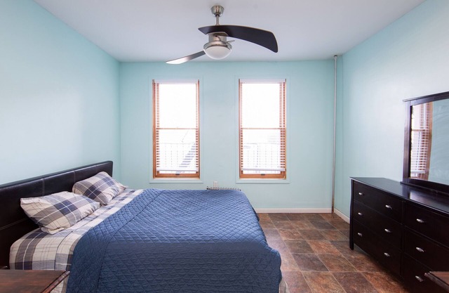Private and Spacious Uint located just 1 block fro, Beache & Amusement.