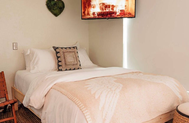 Private Beach Access & Ocean Breezes | Your Perfect Getaway