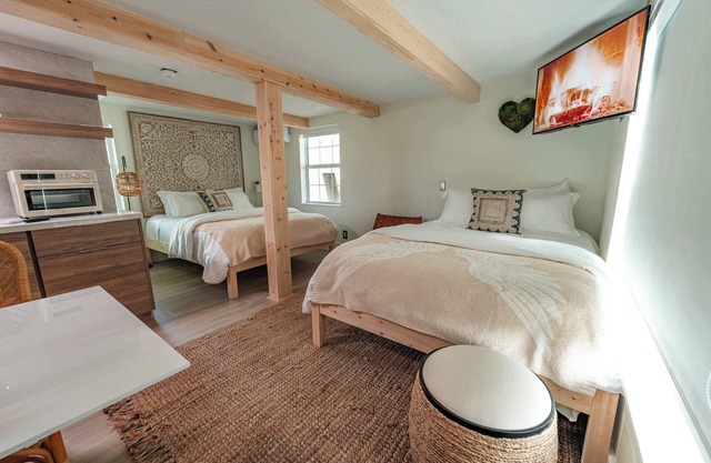 Private Beach Access & Ocean Breezes | Your Perfect Getaway