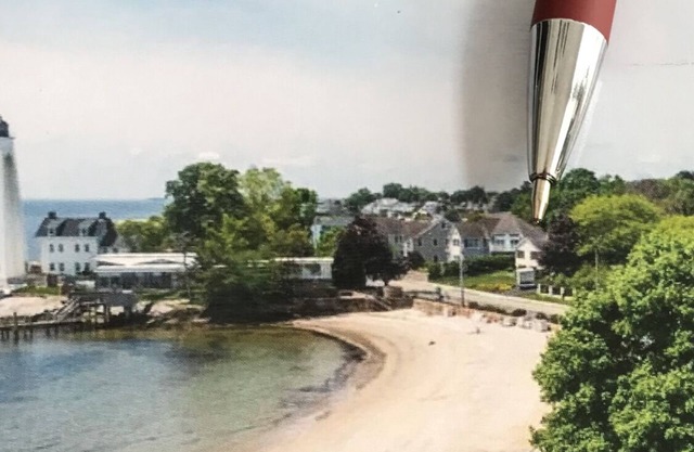 Private beach, sleeps 6 twobedroom apt. Kayak. Ocean B. Pass