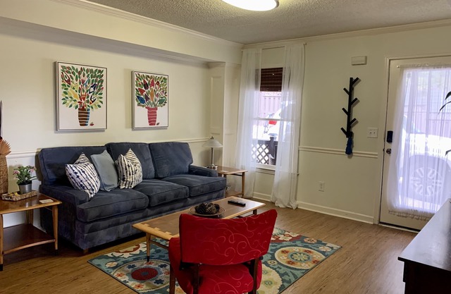 Private & comfortable apt.in a quiet neighborhood