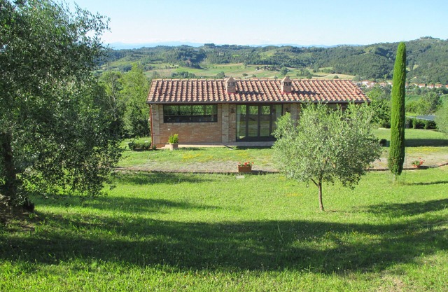 Private, country-house with infinity pool near Firenze, Pisa, Lucca e Siena