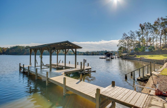 Private Dock: Pet-Friendly Lake Greenwood Cottage