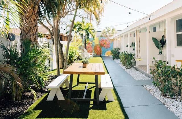 Private Micro-Resort [ ALL 4 Units ] Fall Getaway