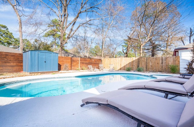 Private, Modern Oasis! Pool, Fire Pit, Prime Location