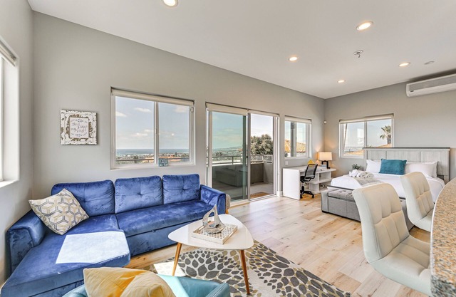 Private Ocean Beach Studio w/Ocean Views!
