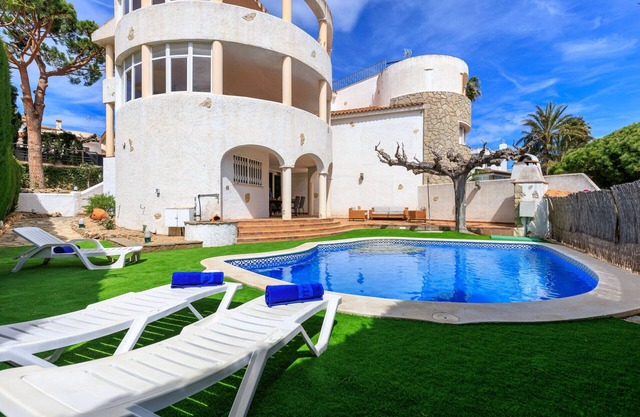 Private Pool · Barbecue · Wi-Fi · M308-086 VILLA POMER
