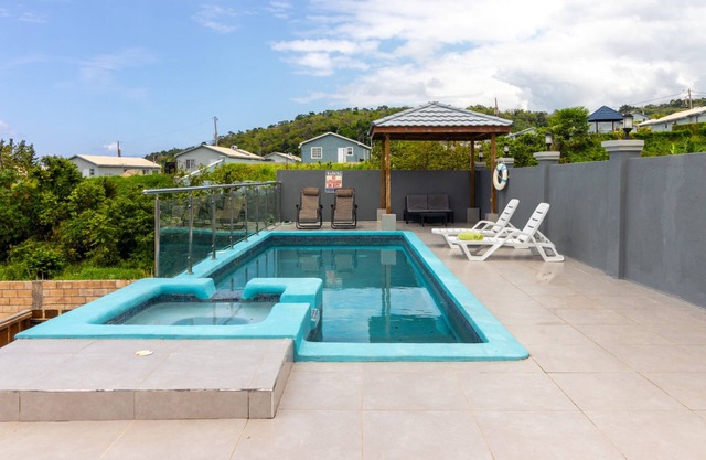 Private Pool~Private Chef~DiscoveryBay~24hr Secure