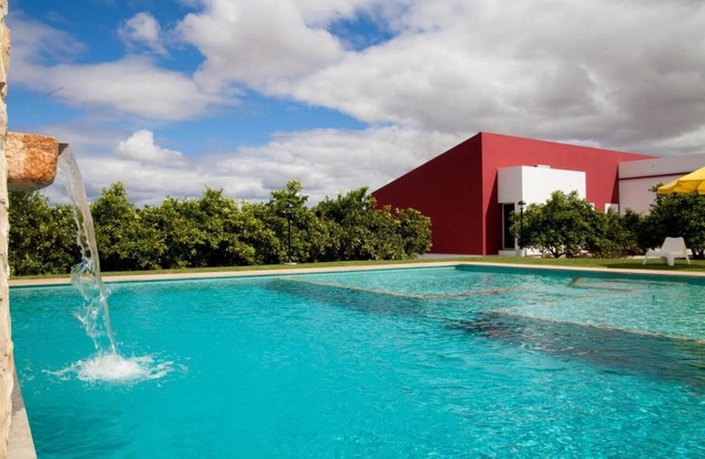 Private, secluded villa with pool