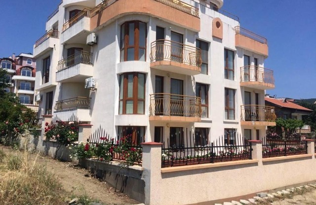 Private Studio Intsaraki - Sveti Vlas