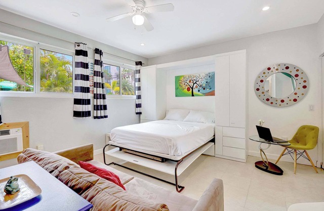 Private Studio Near Beach and Las Olas