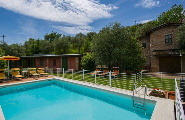 Private Villa with private pool, hot tub, A/C, internet, TV, patio, panoramic view, parking