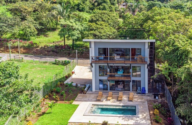 Private Villa w Pool in Jungle with Ocean Views