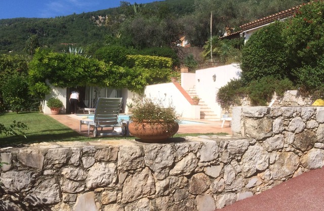 Private Villa with pool house within idyllic provencal gardens