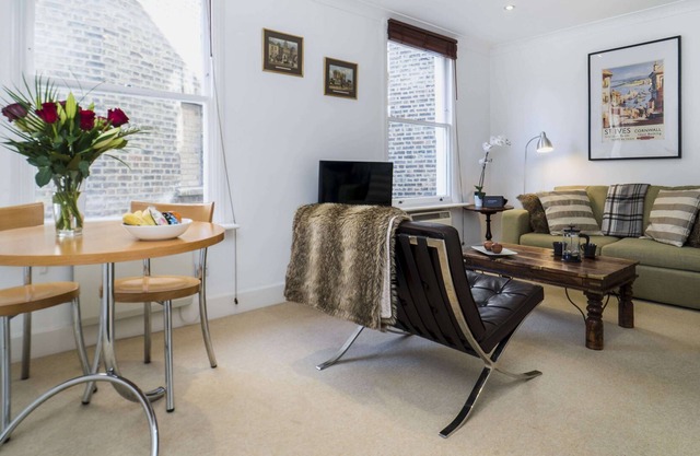Professional 1 Bedroom- Victoria Station