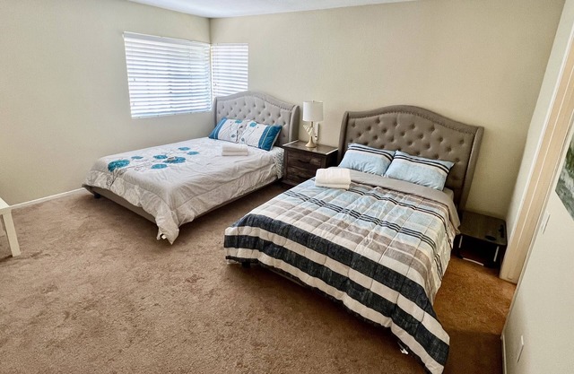 PROMO 15% WEEKLY/30% MONTHLY DISCOUNTnCozy Vacation TownHouse 3bds with 2 bath