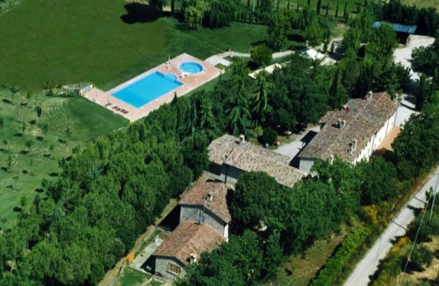 PROMOTION - Taggiasca-Le Gorghe di Valmarino in Umbria Pool WIFI