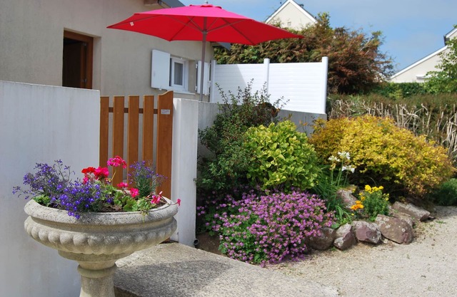 Pte HOUSE/private PARKING- TERRACE/SEA 300 meters away- LANDING BEACHES