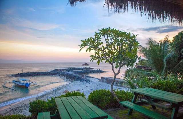 Puri Pandan Restaurant & Bungalows