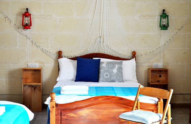 Quadruple Room in a B&B in the heart of Gharb
