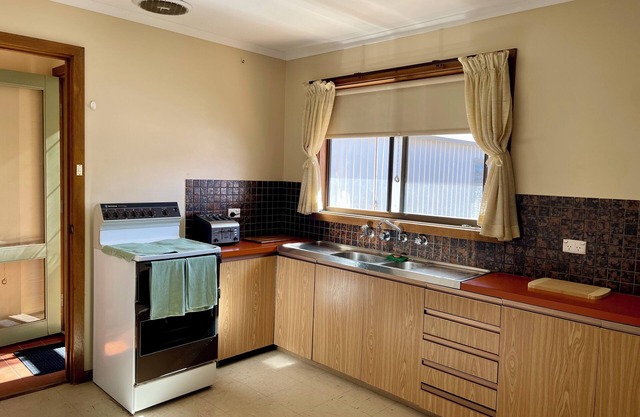 Quaint cozy cabin in the Flinders Ranges