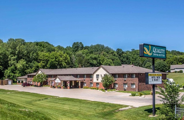 Quality Inn & Suites Decorah