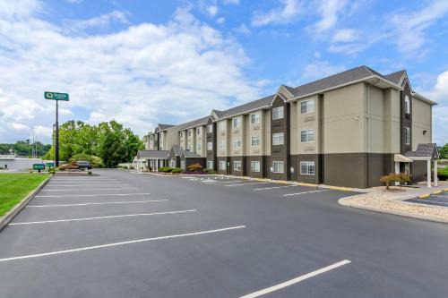 Quality Inn & Suites I-81 Exit 7