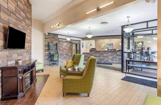 Quality Inn & Suites