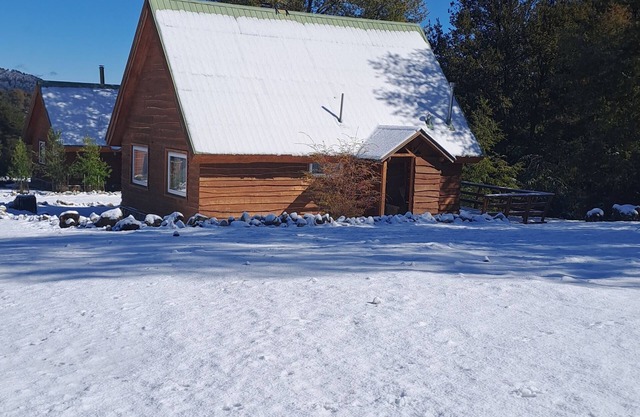 Quality ski chalet for 4, maximum 5, persons just 9km from Corralco ski centre.
