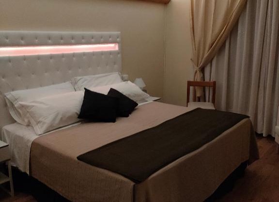 Quari Hotel Restaurant & Pizza