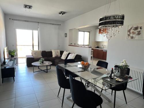 Queens Boutique Apartment 2BR