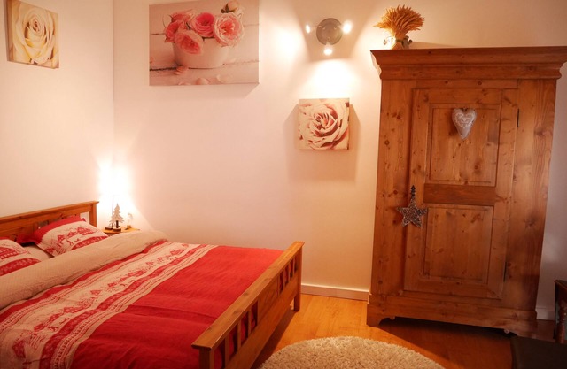 Quetsche Furnished Room