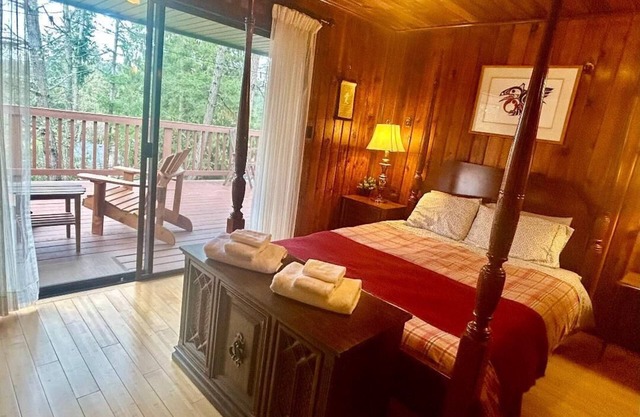 Quiet and Cozy Room in a SPA Environment